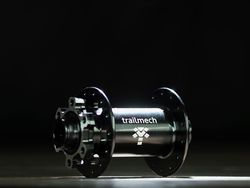 Náboj přední Trailmech XCR Boost 28d - černý